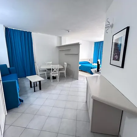 Отель Miralonga 3*