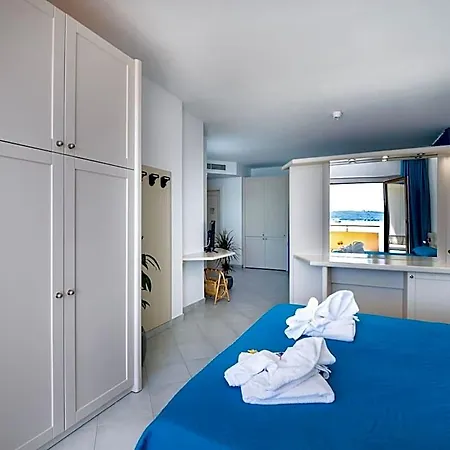 Miralonga Hotel 3*