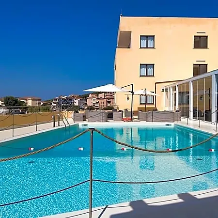 Miralonga Hotel