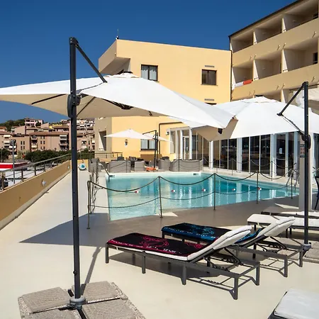 Miralonga Hotel