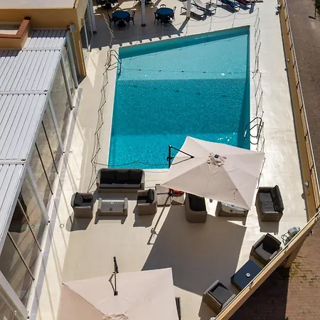 Hotel Miralonga 3*