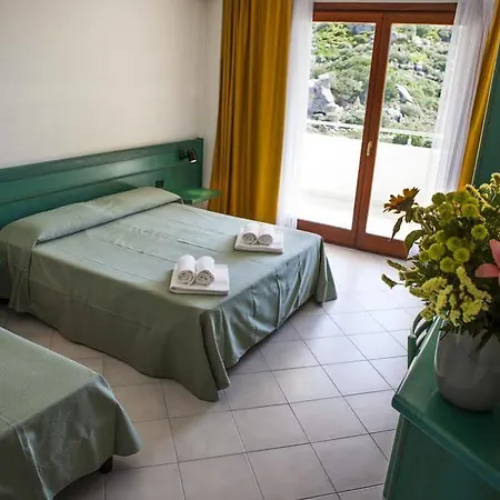 Hotell Miralonga 3*